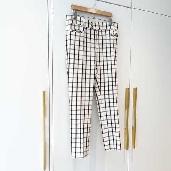 𝅺The Essential Slim Pant by Anthropologie - Picture 3 of 7